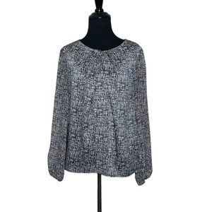 Ann Taylor black gray printed pleated front blouse size MP